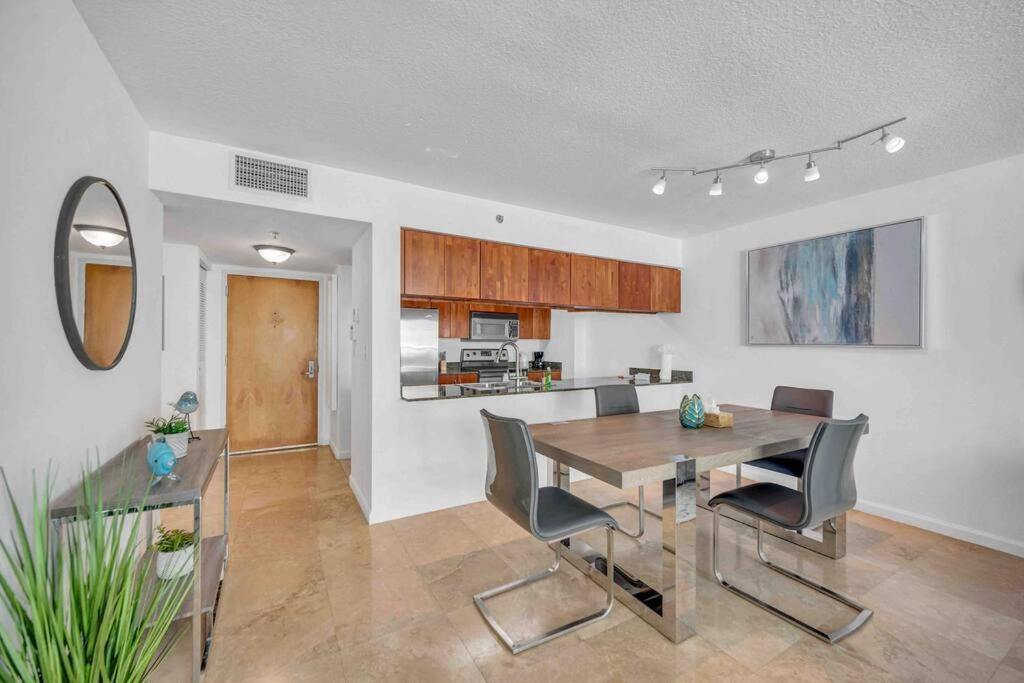 Spacious 36Th Flr 1 Bd 1 Bt • Brickell • Bay View マイアミ エクステリア 写真